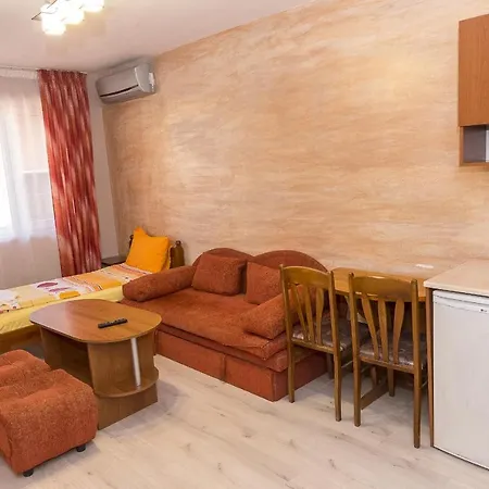 мони بيت ضيافة